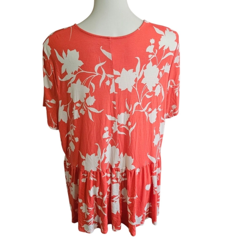 Lane Bryant Floral Swing Tee Dark Coral Size 22/24 - Picture 5 of 9